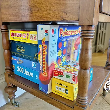 בית נופש Chateau De La Roche, 11-12 Personnes Ahuillé