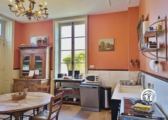 Chateau De La Roche, 11-12 Personnes *