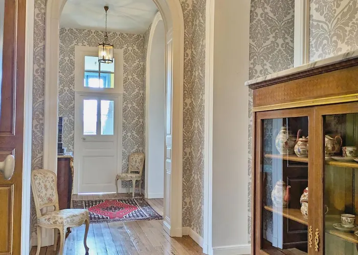 Chateau De La Roche, 11-12 Personnes Semesterbostad