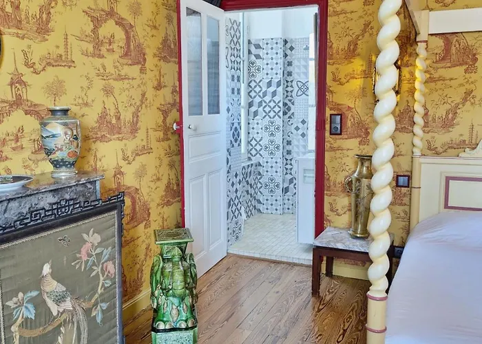 Semesterbostad Chateau De La Roche, 11-12 Personnes