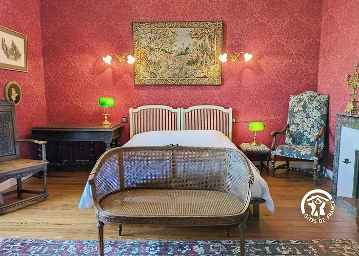 Semesterbostad Chateau De La Roche, 11-12 Personnes