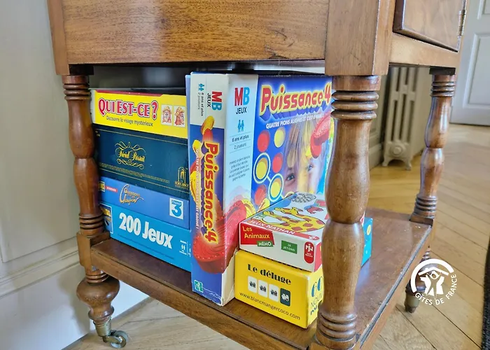 Semesterbostad Chateau De La Roche, 11-12 Personnes Ahuillé