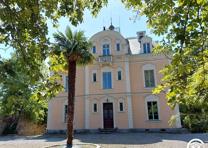 Chateau De La Roche, 11-12 Personnes Semesterbostad *