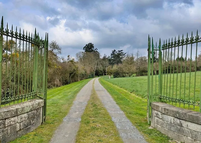 Chateau De La Roche, 11-12 Personnes Semesterbostad *